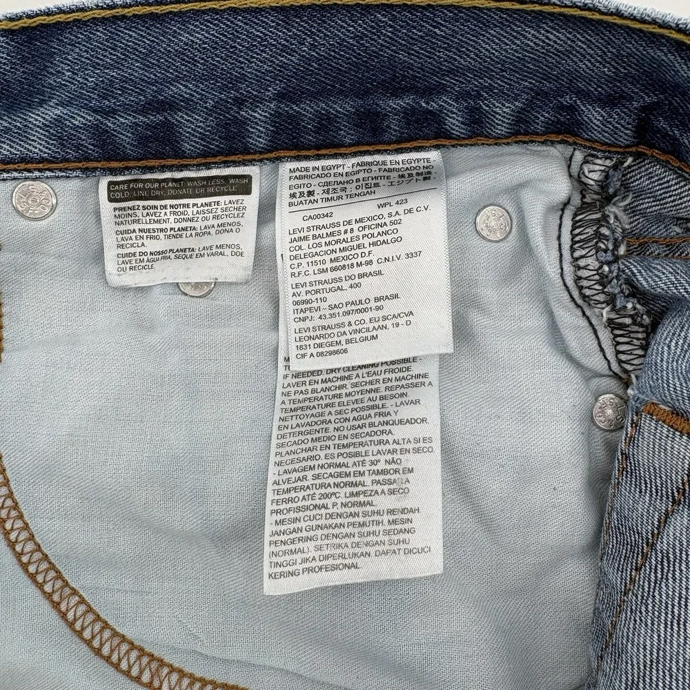 Levi's 550 Jeans Men's 42x32 (Fits 40x31) Blue Denim Relaxed Fit‎